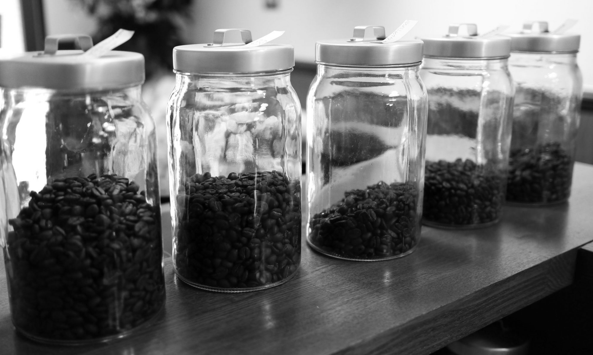 CROSSING Coffee Roastery